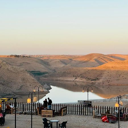 Wadi Al-Wala View Camp Hotell Madaba Eksteriør bilde