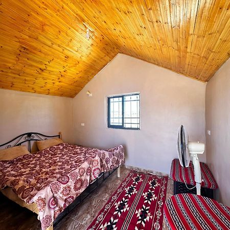 Wadi Al-Wala View Camp Hotell Madaba Eksteriør bilde