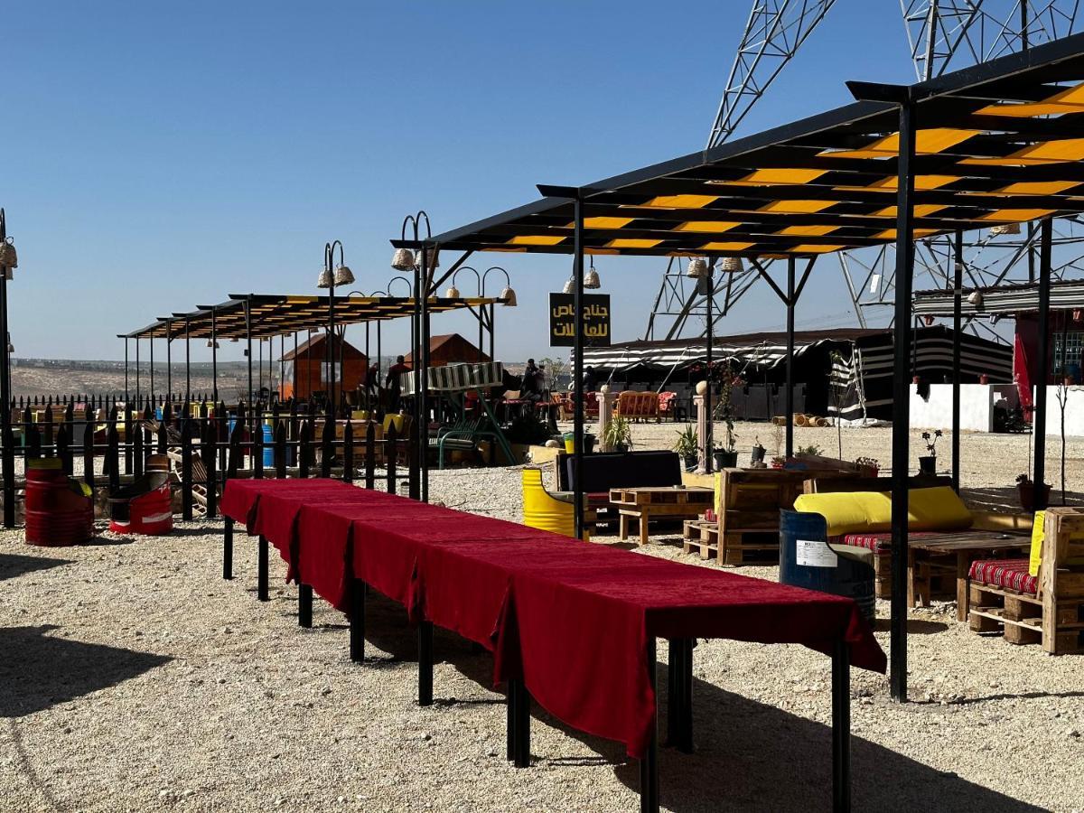 Wadi Al-Wala View Camp Hotell Madaba Eksteriør bilde