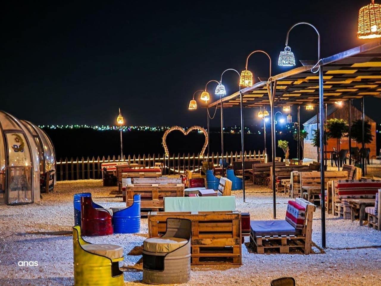 Wadi Al-Wala View Camp Hotell Madaba Eksteriør bilde